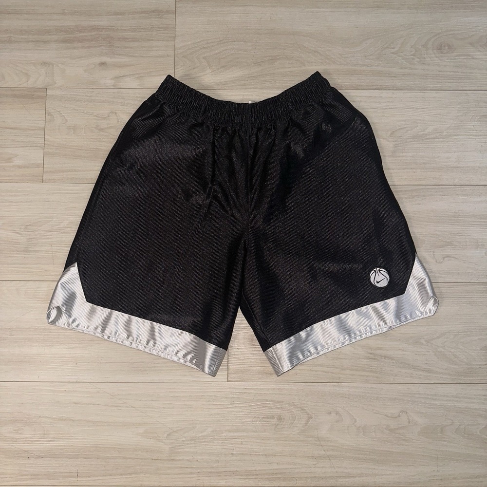 Vintage Nike Basketball Shorts‎ Mens L Black Satin Classic Retro Y2K 90s Baggy